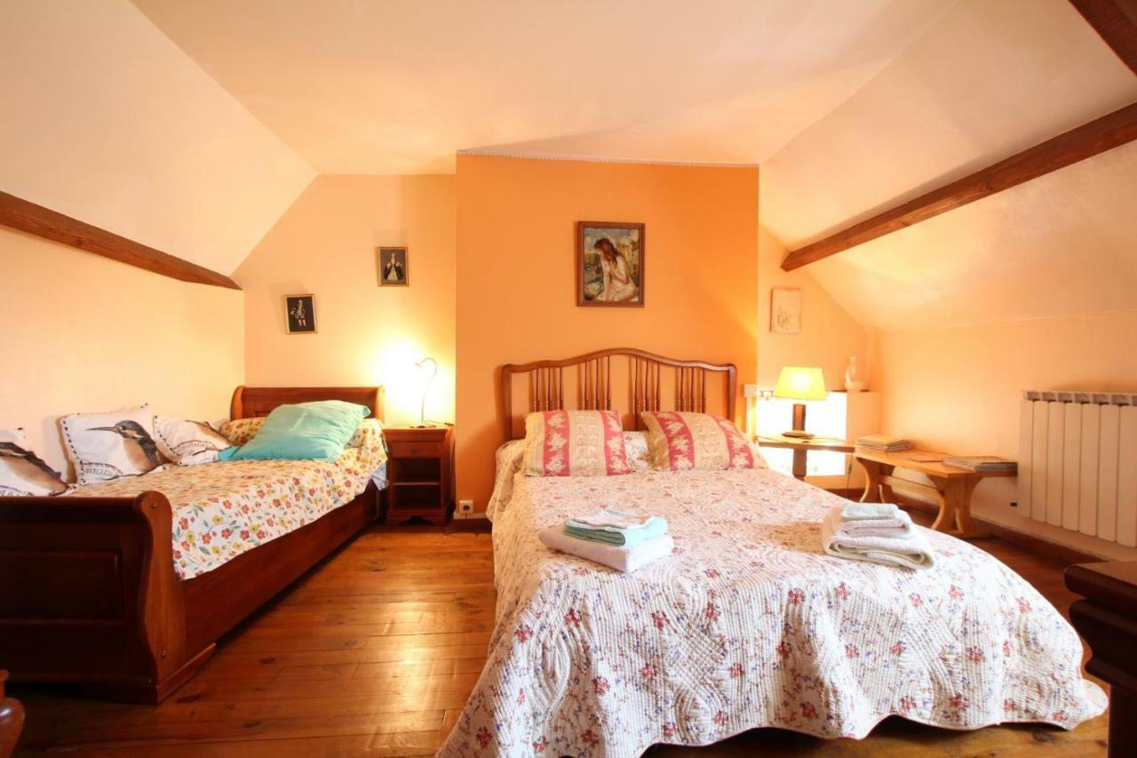 Chambre D'Hotes Pontacq Exterior photo